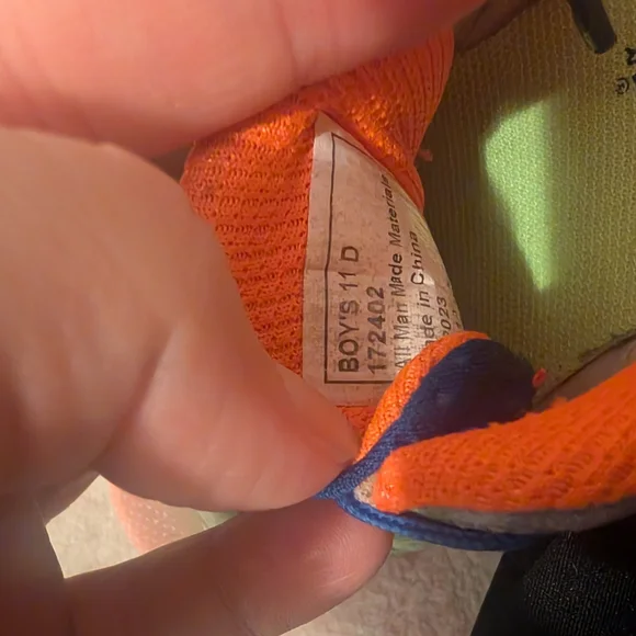 💥3/$24 Brava Vibrant Soccer Cleats‎ - Picture 5 of 5